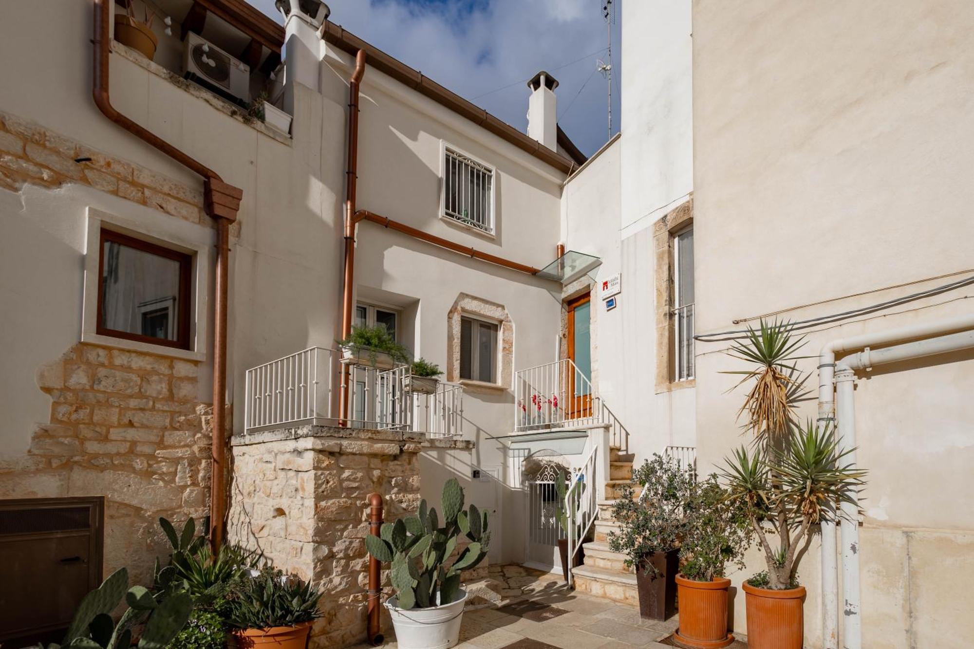 Antiche Mura Apartments"Cielo Di Puglia" -2 Matrimoniali, Cucina E Terrazzo Турі Екстер'єр фото